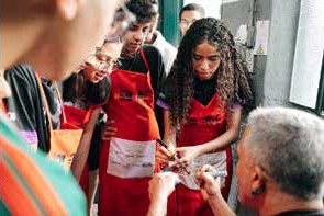 Registro 4 do projeto LAB ARTE - METARECICLAGEM